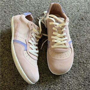 Groundies barefoot shoes size 8.5/9 like new!